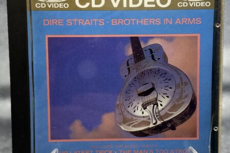 CD VIDEO – Dire Straits – Brothers in Arms