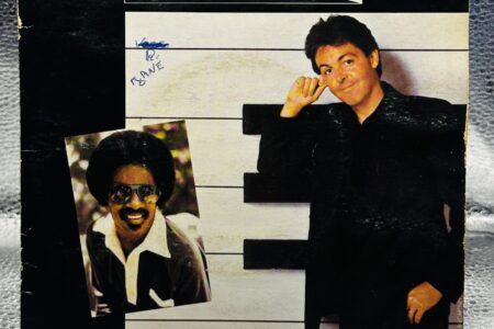 Compacto – Paul McCartney – Ebony and Ivory