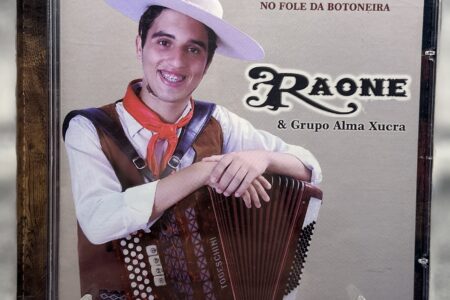 CD – Raone & Grupo alma Xucra – No Fole da Botoneira